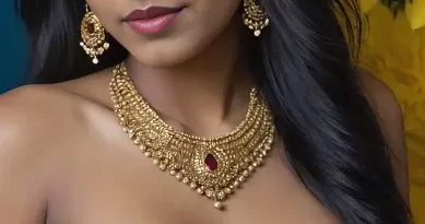 Hot Aunty’s Public Sex Adventure